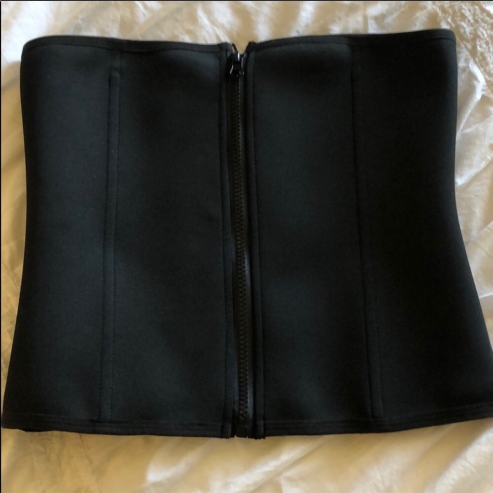 Waist trainer